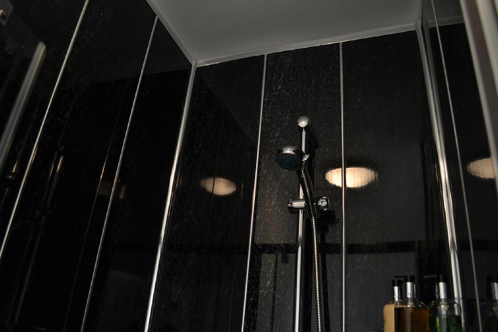 White Rose Guest House テンビー 部屋 写真